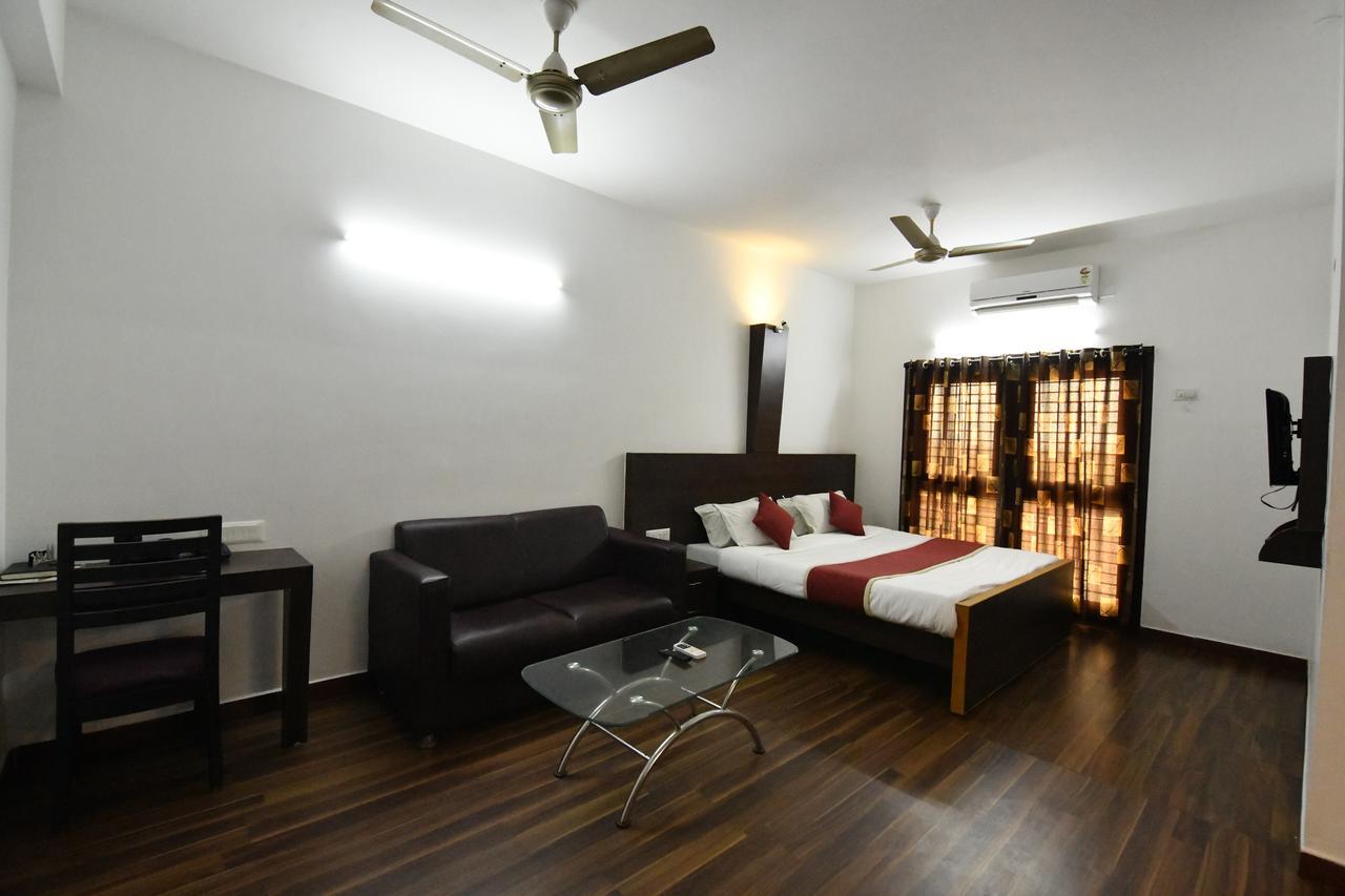Lake View Hotel Madurai Exterior photo