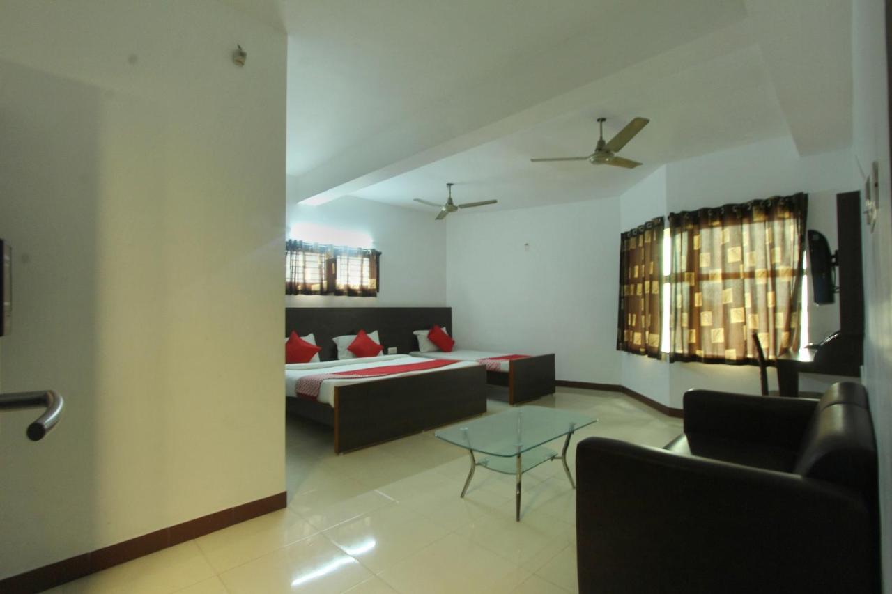 Lake View Hotel Madurai Exterior photo