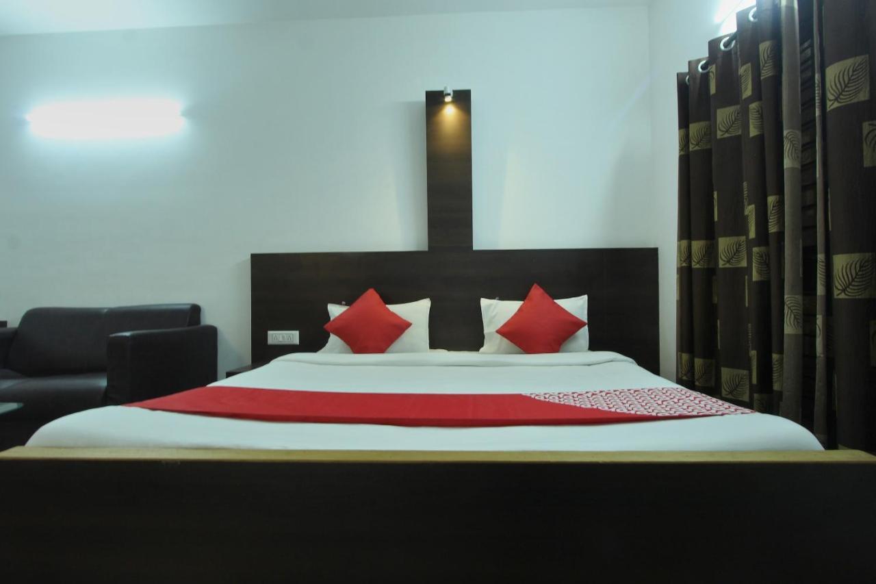 Lake View Hotel Madurai Exterior photo